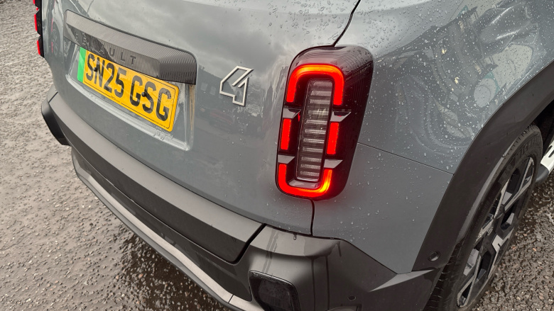 Renault 4 110kW Techno 52kWh Comfort range 5dr Auto Electric Estate